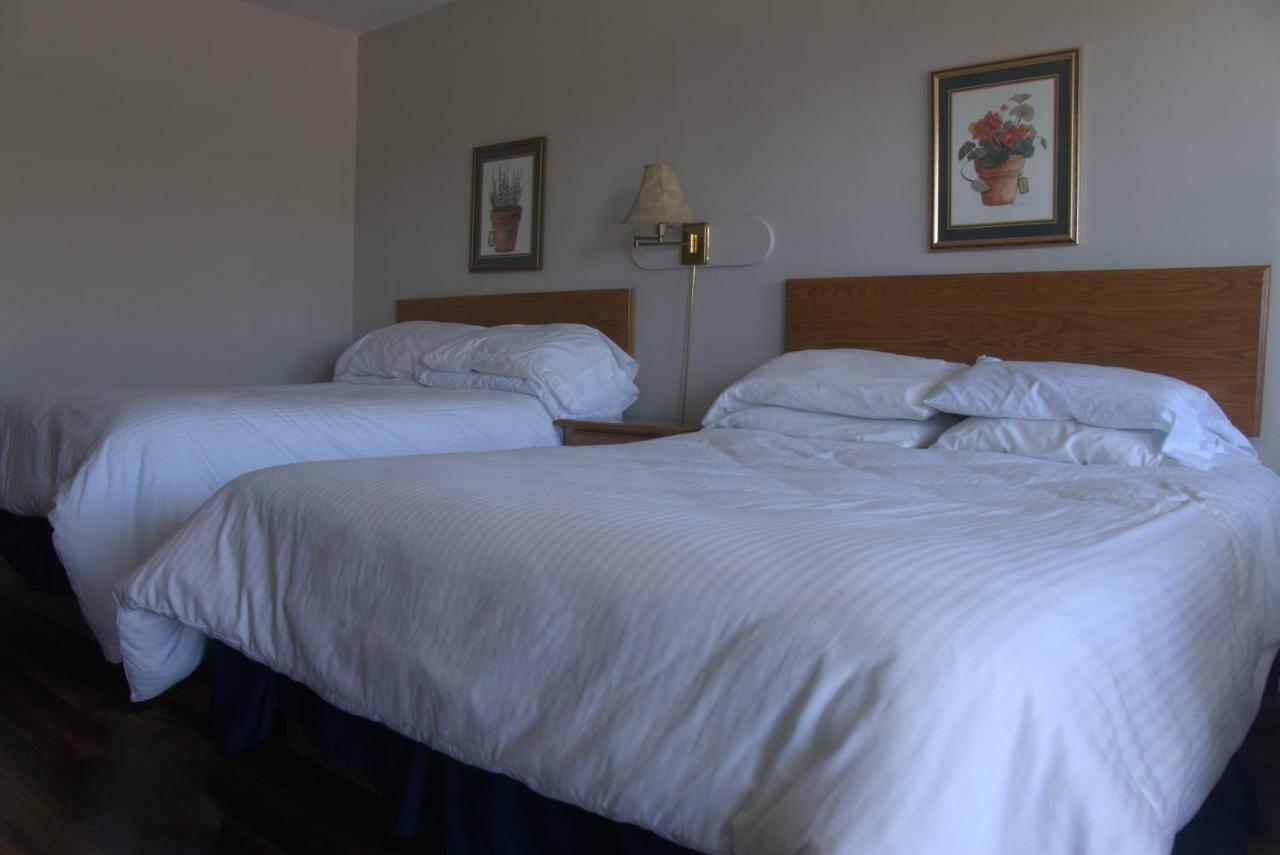 Fortress Inn Louisbourg Exterior foto
